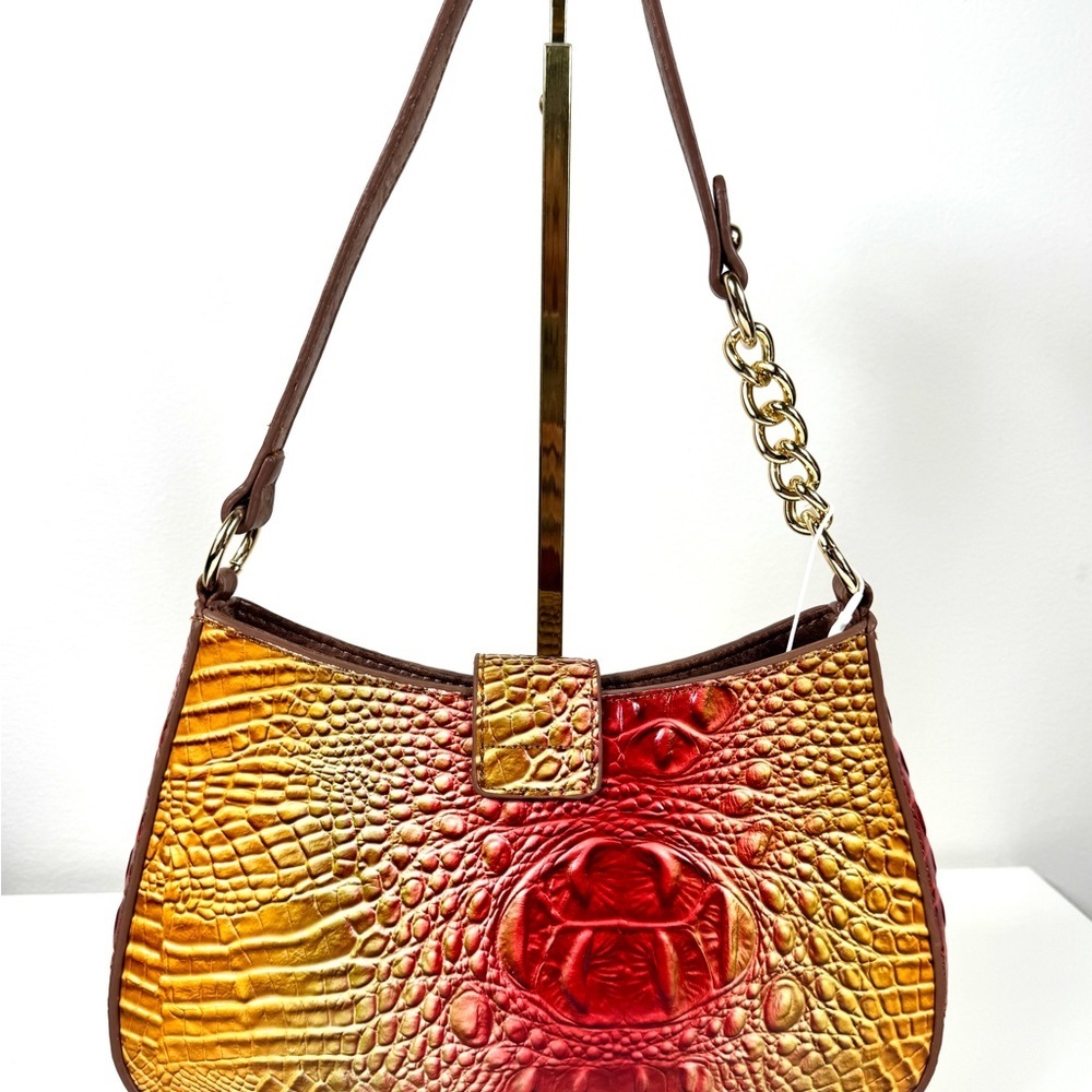 Elegant Multicolor Croc-Embossed Shoulder Bag - Picture 4 of 10